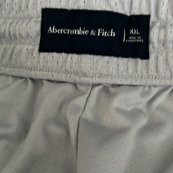 Abercrombie & Fitch Mesh Retro Shorts - Picture 2 of 2